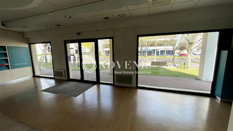 Vente Utilisateur Commerces TORCY (77200) - Photo 1