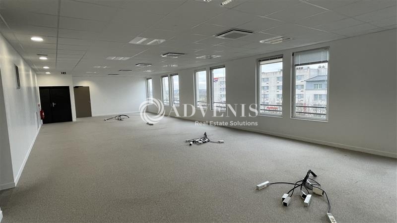 Location Bureaux CHESSY (77700) - Photo 5