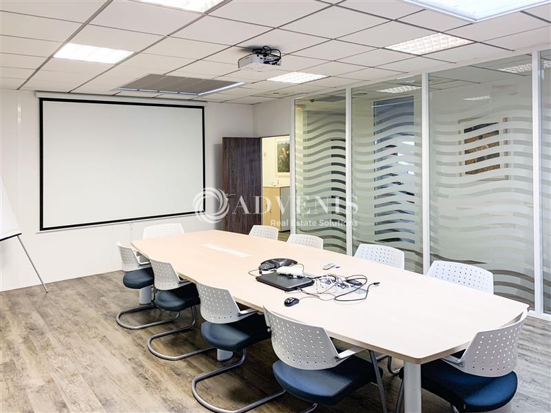 Location Bureaux SAINT THIBAULT DES VIGNES (77400) - Photo 1