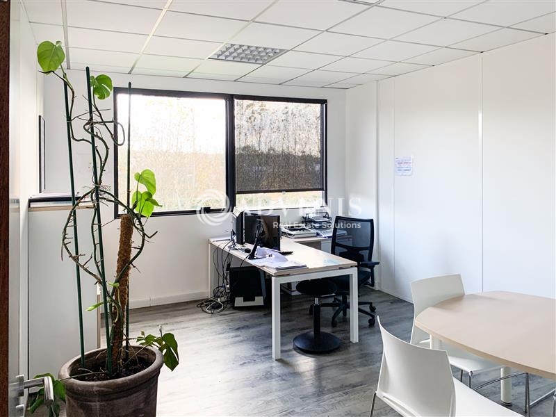 Location Bureaux SAINT THIBAULT DES VIGNES (77400) - Photo 2