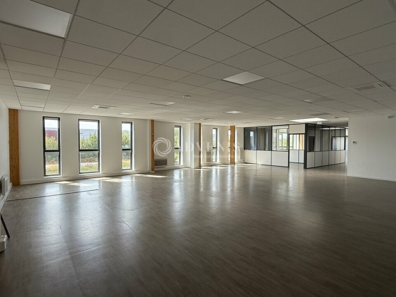 Location Activités Entrepôts BRIE COMTE ROBERT (77170) - Photo 13