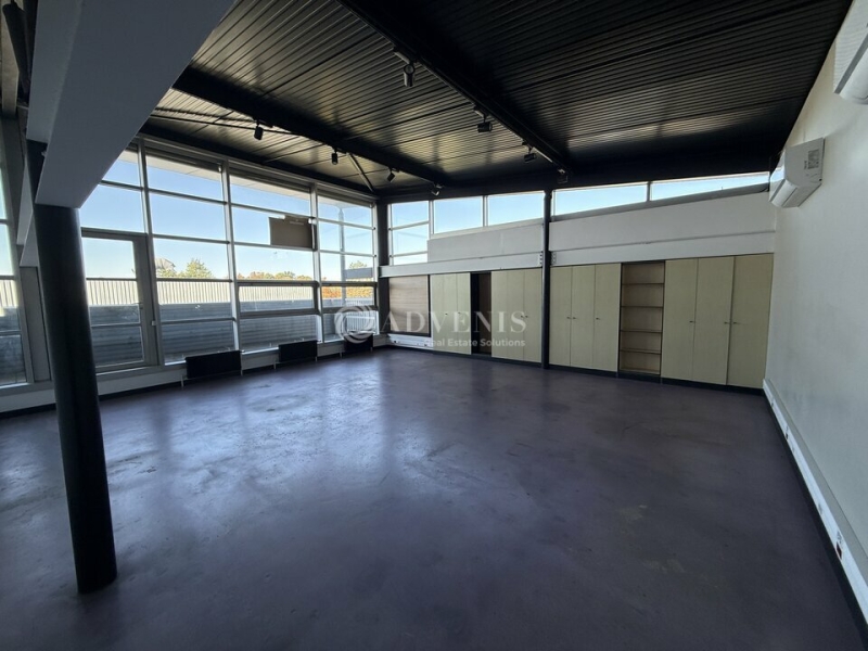 Location Bureaux EMERAINVILLE (77184) - Photo 2