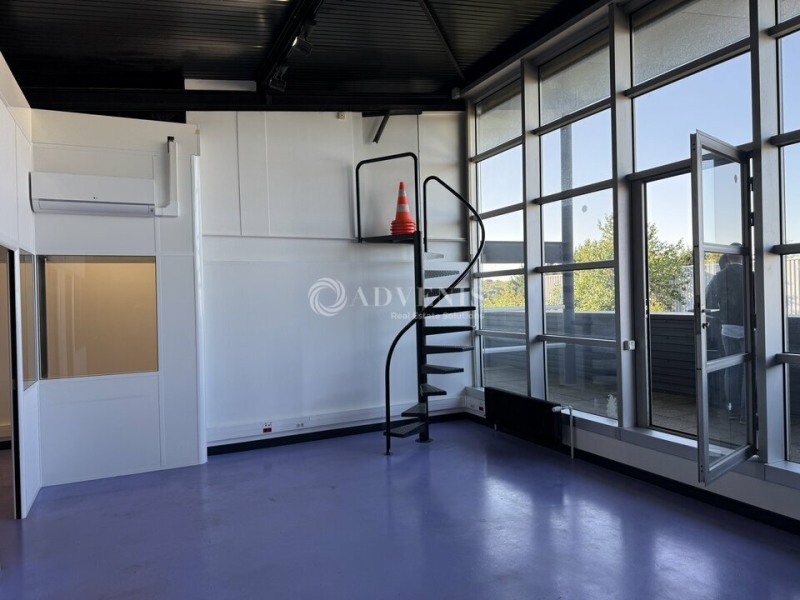 Location Bureaux EMERAINVILLE (77184) - Photo 3