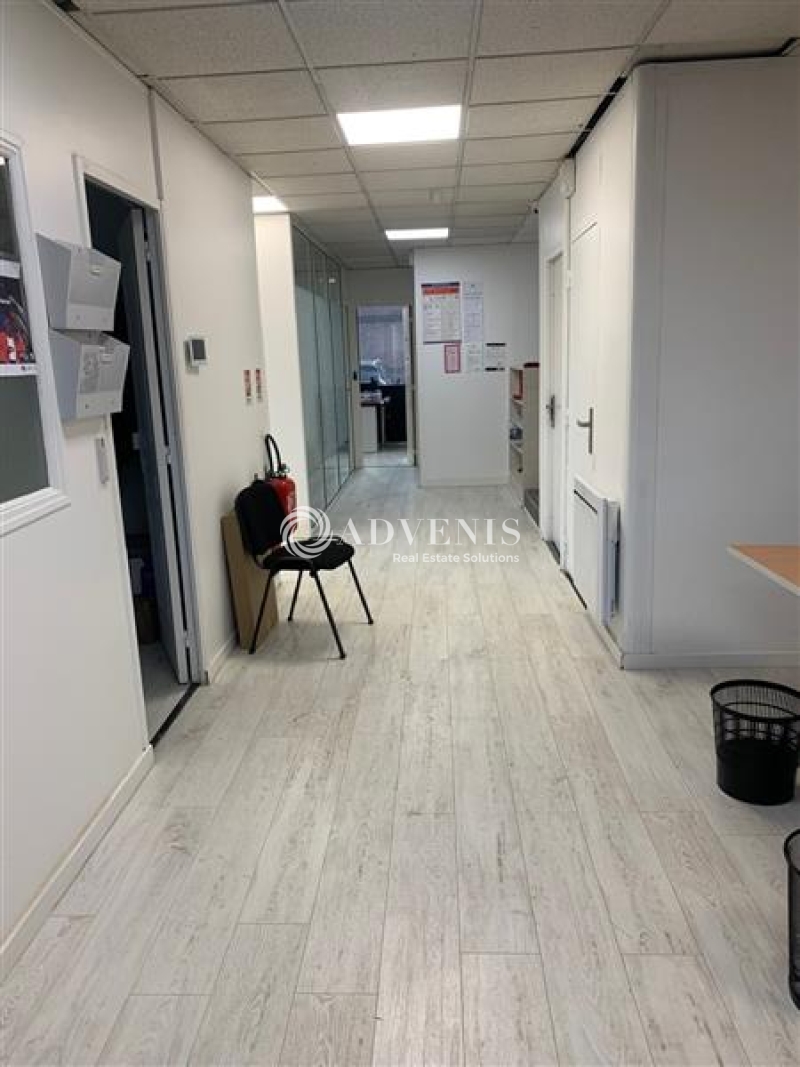 Vente Utilisateur Bureaux CROISSY BEAUBOURG (77183) - Photo 12