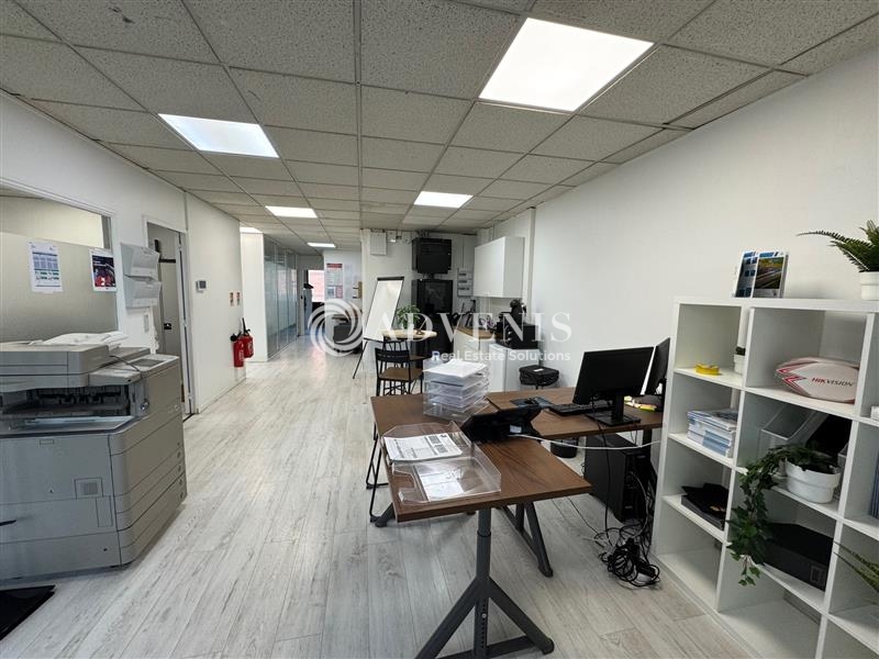Vente Utilisateur Bureaux CROISSY BEAUBOURG (77183) - Photo 2