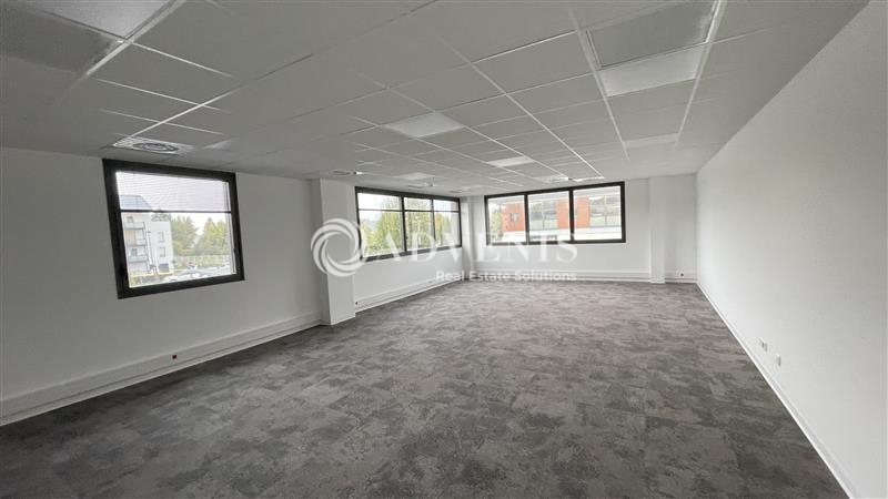 Location Bureaux SERRIS (77700) - Photo 2