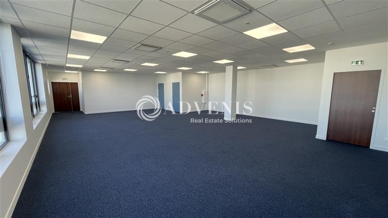 Vente Utilisateur Bureaux CHESSY (77700) - Photo 4