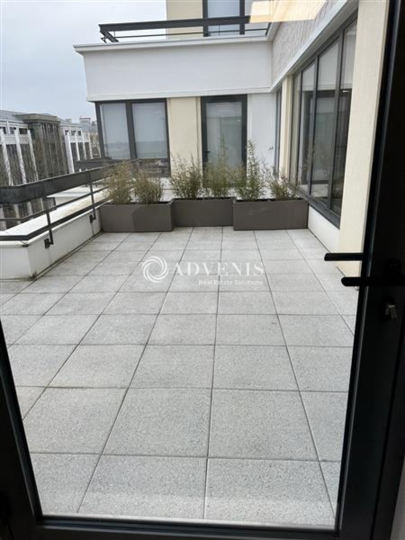 Location Bureaux CHESSY (77700) - Photo 4