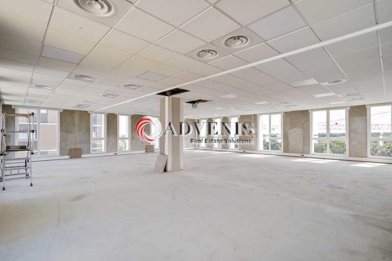 Vente Utilisateur Bureaux CHAMPS SUR MARNE (77420) - Photo 4