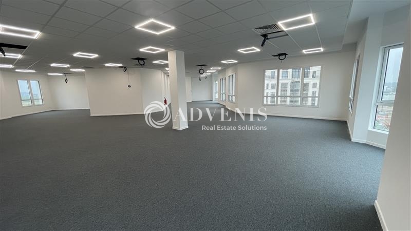 Location Bureaux CHESSY (77700) - Photo 12