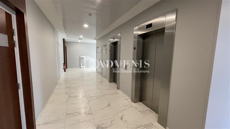 Location Bureaux CHESSY (77700) - Photo 3