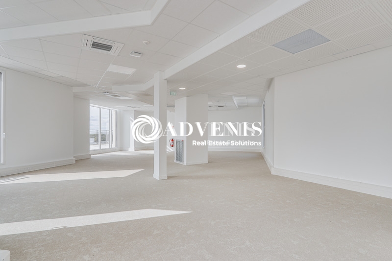 Location Bureaux CHESSY (77700) - Photo 5