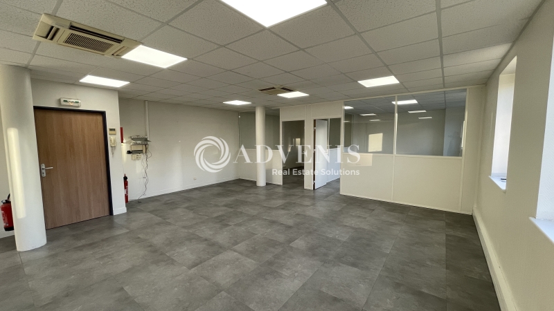 Vente Utilisateur Bureaux BUSSY SAINT GEORGES (77600) - Photo 3