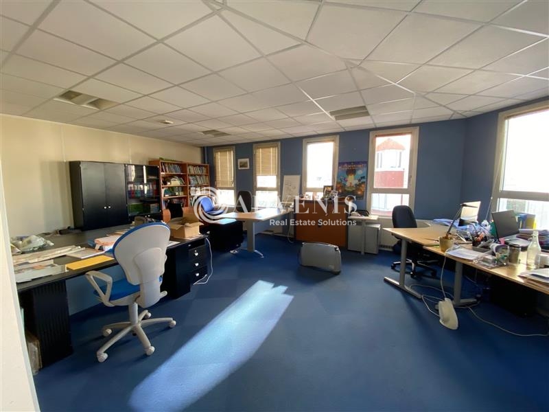 Vente Utilisateur Bureaux NOISY LE GRAND (93160) - Photo 4