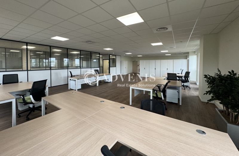 Vente Utilisateur Bureaux SERVON (77170) - Photo 4