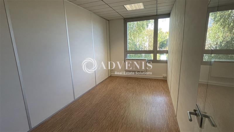 Location Activités Entrepôts EMERAINVILLE (77184) - Photo 5