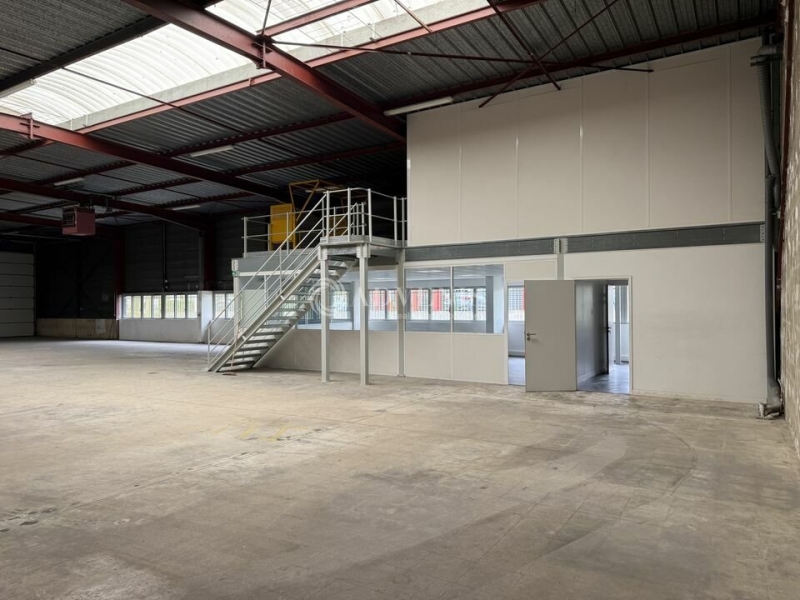Location Activités Entrepôts COLLEGIEN (77090) - Photo 8