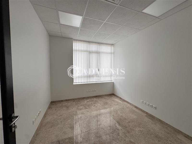 Location Bureaux CHESSY (77700) - Photo 5