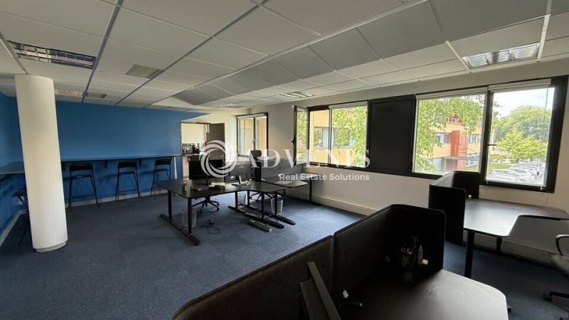 Vente Investisseur Bureaux CHAMPS-SUR-MARNE (77420) - Photo 1