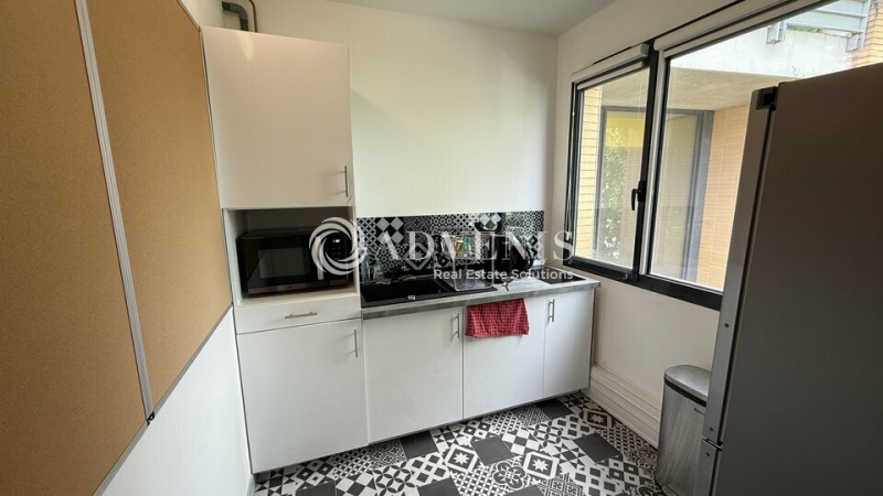 Vente Investisseur Bureaux CHAMPS-SUR-MARNE (77420) - Photo 2