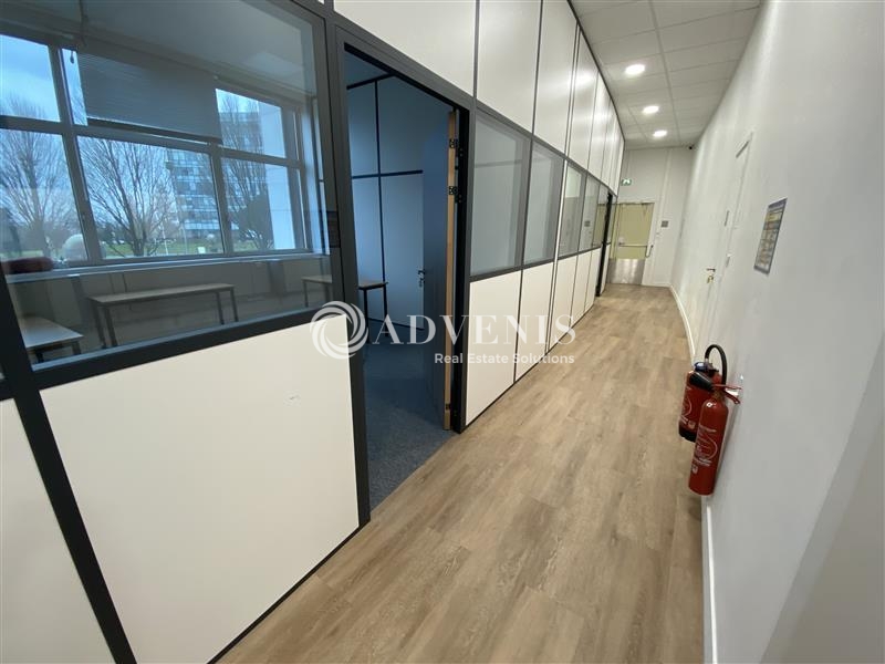 Vente Utilisateur Bureaux NOISY LE GRAND (93160) - Photo 10