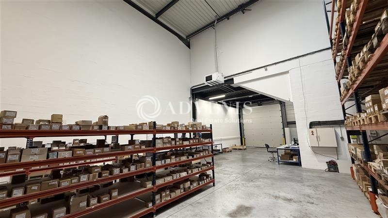 Location Activités Entrepôts VAIRES SUR MARNE (77360) - Photo 2