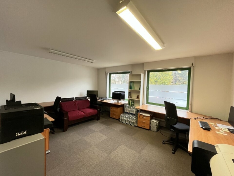 Vente Investisseur Bureaux CHAMPS SUR MARNE (77420) - Photo 3