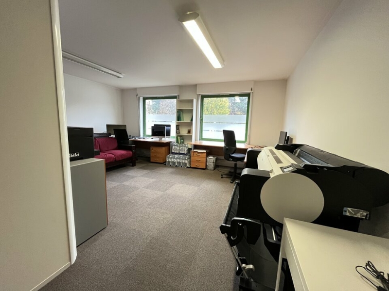 Vente Investisseur Bureaux CHAMPS SUR MARNE (77420) - Photo 4