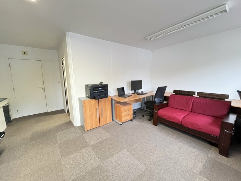 Vente Investisseur Bureaux CHAMPS SUR MARNE (77420) - Photo 7