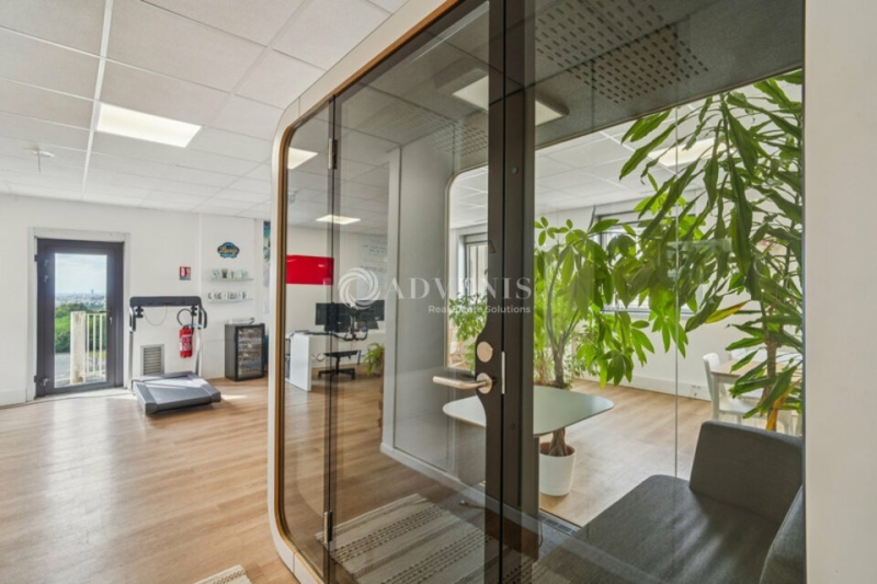 Vente Investisseur Bureaux NOISY LE GRAND (93160) - Photo 4