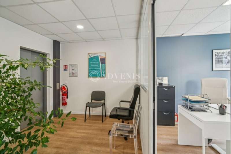 Vente Investisseur Bureaux NOISY LE GRAND (93160) - Photo 8