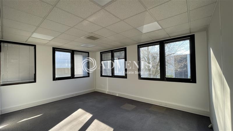 Location Bureaux CROISSY BEAUBOURG (77183) - Photo 2