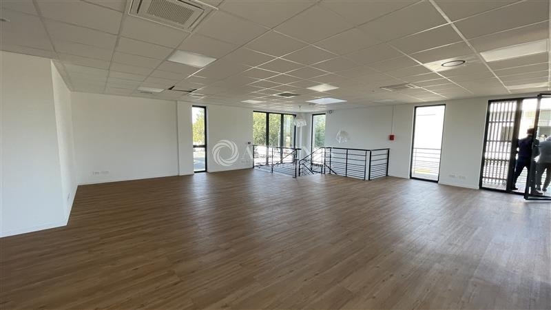 Vente Investisseur Activités Entrepôts CHANTELOUP EN BRIE (77600) - Photo 8