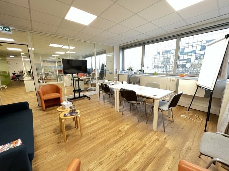 Location Bureaux NOISY LE GRAND (93160) - Photo 5
