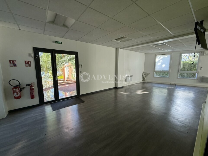 Location Bureaux MAGNY LE HONGRE (77700) - Photo 10