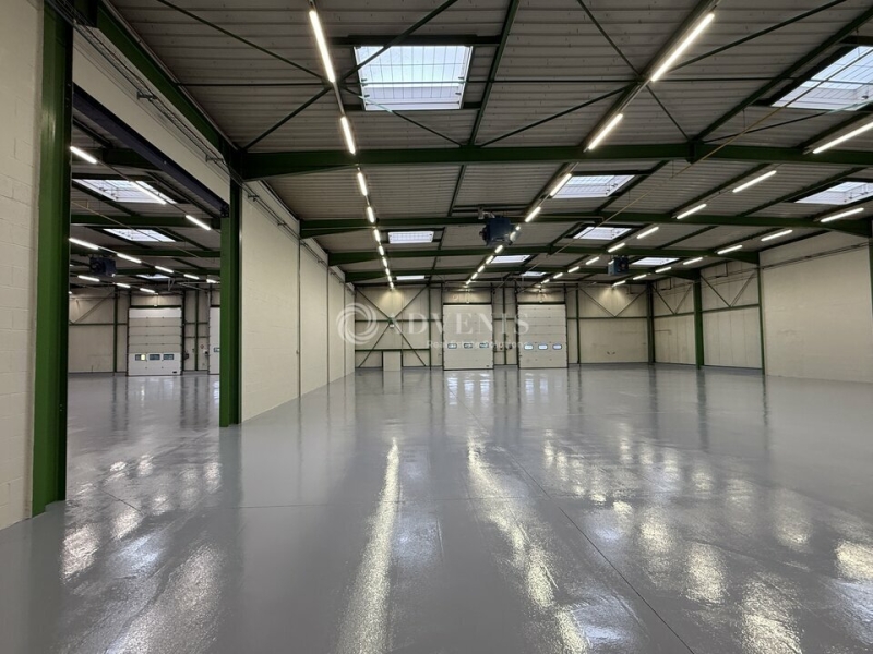 Location Activités Entrepôts SAINT THIBAULT DES VIGNES (77400) - Photo 2