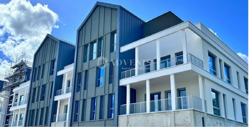 Location Bureaux SERRIS (77700) - Photo 1