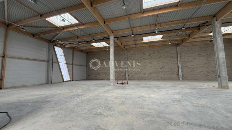 Location Activités Entrepôts LOGNES (77185) - Photo 2