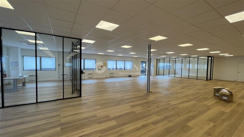 Vente Investisseur Bureaux FERRIERES-EN-BRIE (77164) - Photo 7