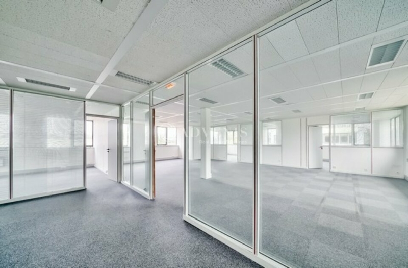 Location Bureaux SAINT THIBAULT DES VIGNES (77400) - Photo 4