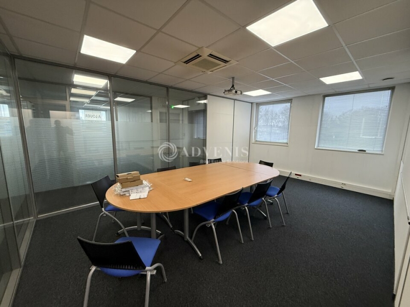 Location Activités Entrepôts CHAMPS SUR MARNE (77420) - Photo 4