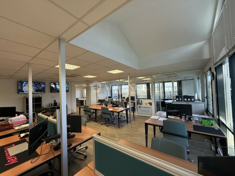 Vente Investisseur Bureaux SERRIS (77700) - Photo 3