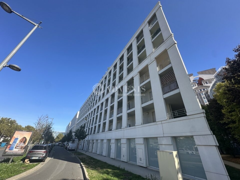 Location Commerces NOISY LE GRAND (93160) - Photo 10