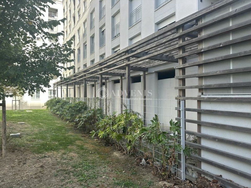Location Commerces NOISY LE GRAND (93160) - Photo 4