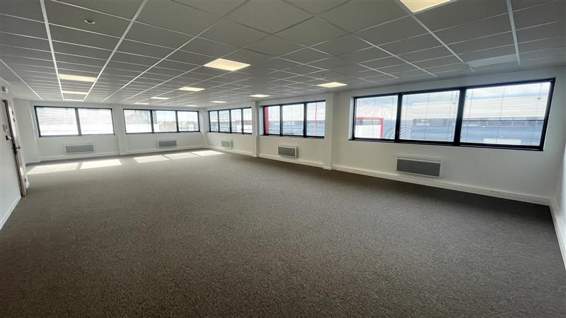 Location Activités Entrepôts CHANTELOUP EN BRIE (77600) - Photo 7