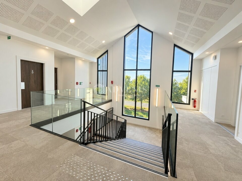 Vente Investisseur Bureaux SERRIS (77700) - Photo 1