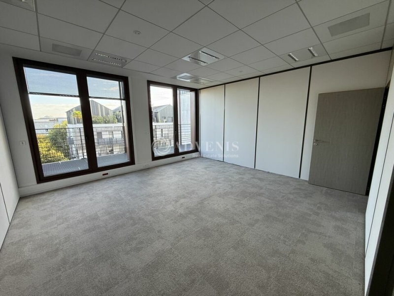 Vente Investisseur Bureaux MONTEVRAIN (77144) - Photo 14