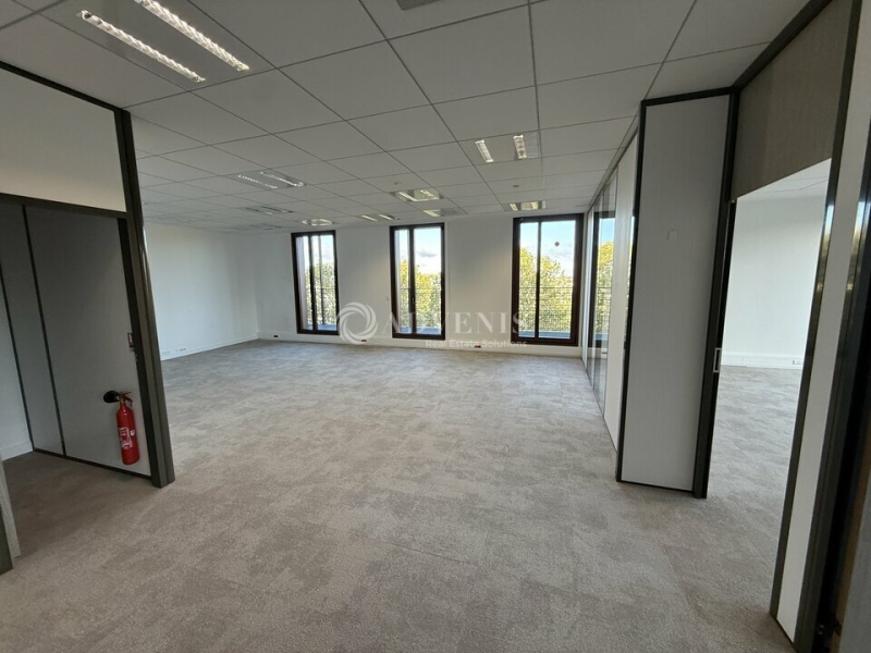 Vente Investisseur Bureaux MONTEVRAIN (77144) - Photo 4