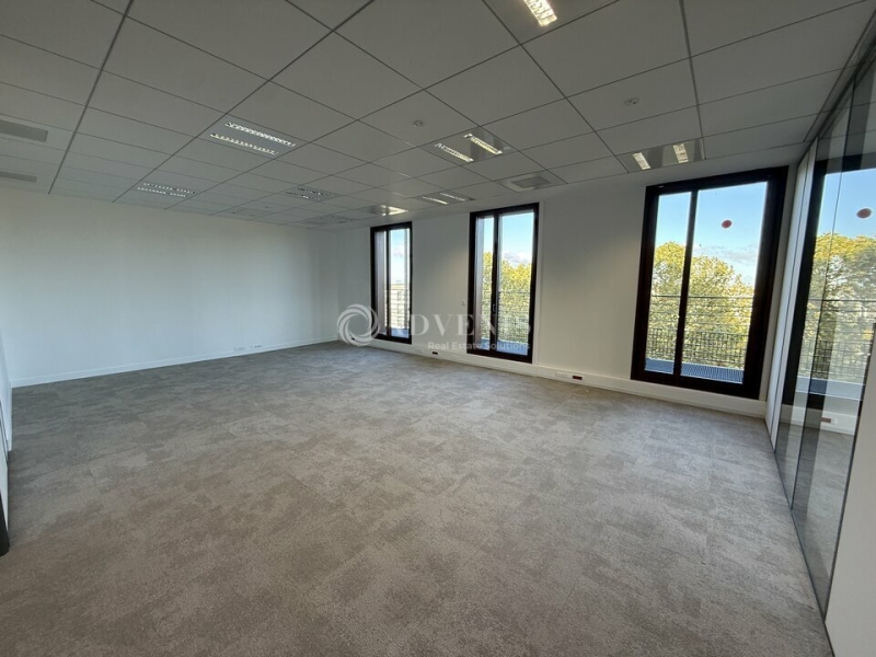 Vente Investisseur Bureaux MONTEVRAIN (77144) - Photo 5