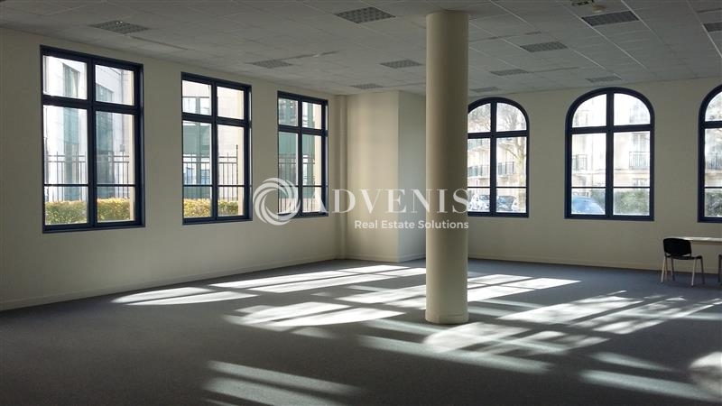 Location Bureaux CHESSY (77700) - Photo 6